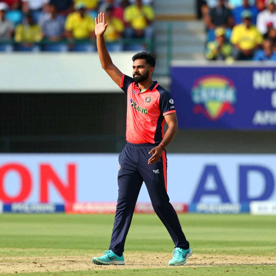 পাওয়ারপ্লের খতিয়ান: এশিয়া কাপ, বাংলাদেশের টি-টোয়েন্টি মডেল আর সেই পোল যা ওজন বদলে দিল